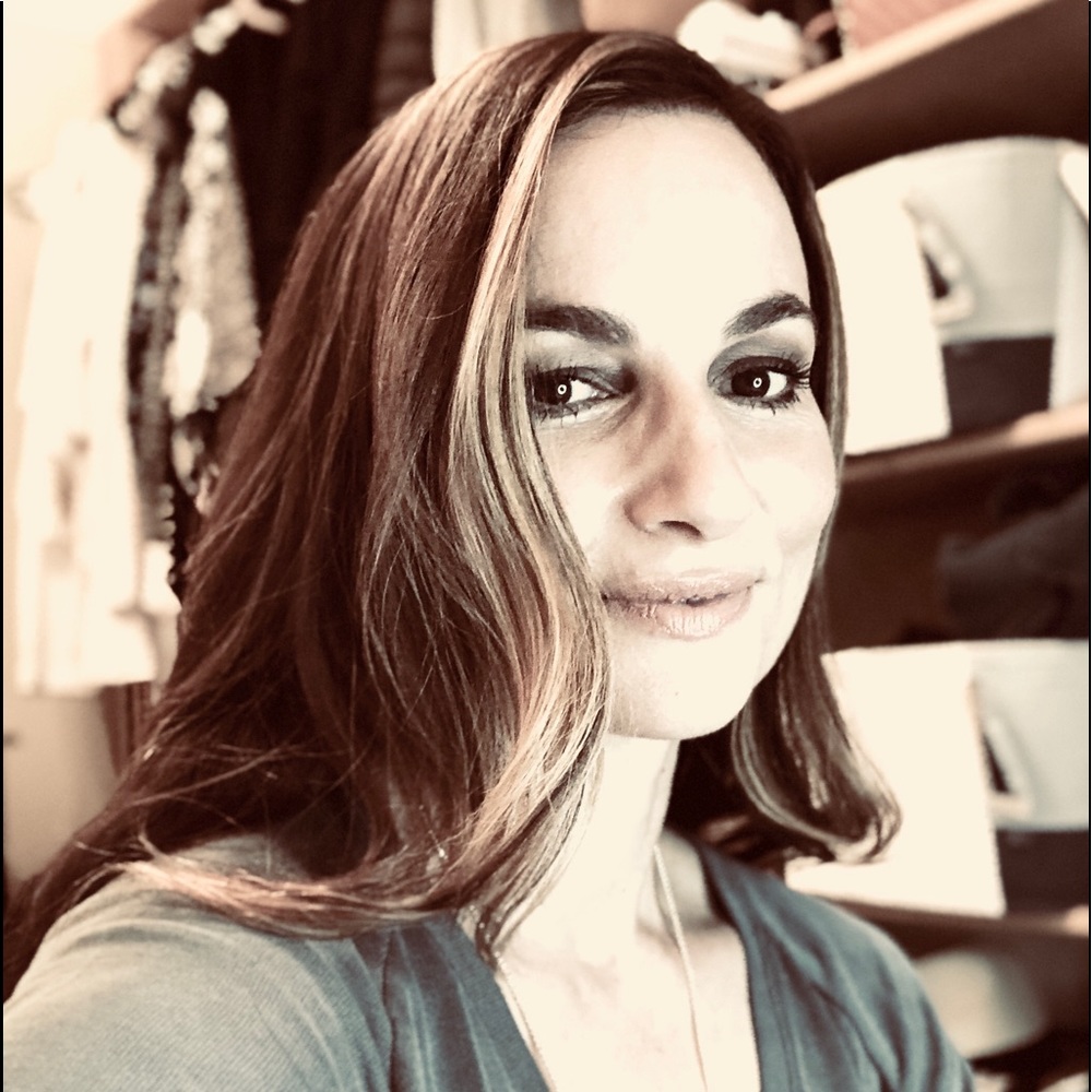 Meet your Posher, Angelique